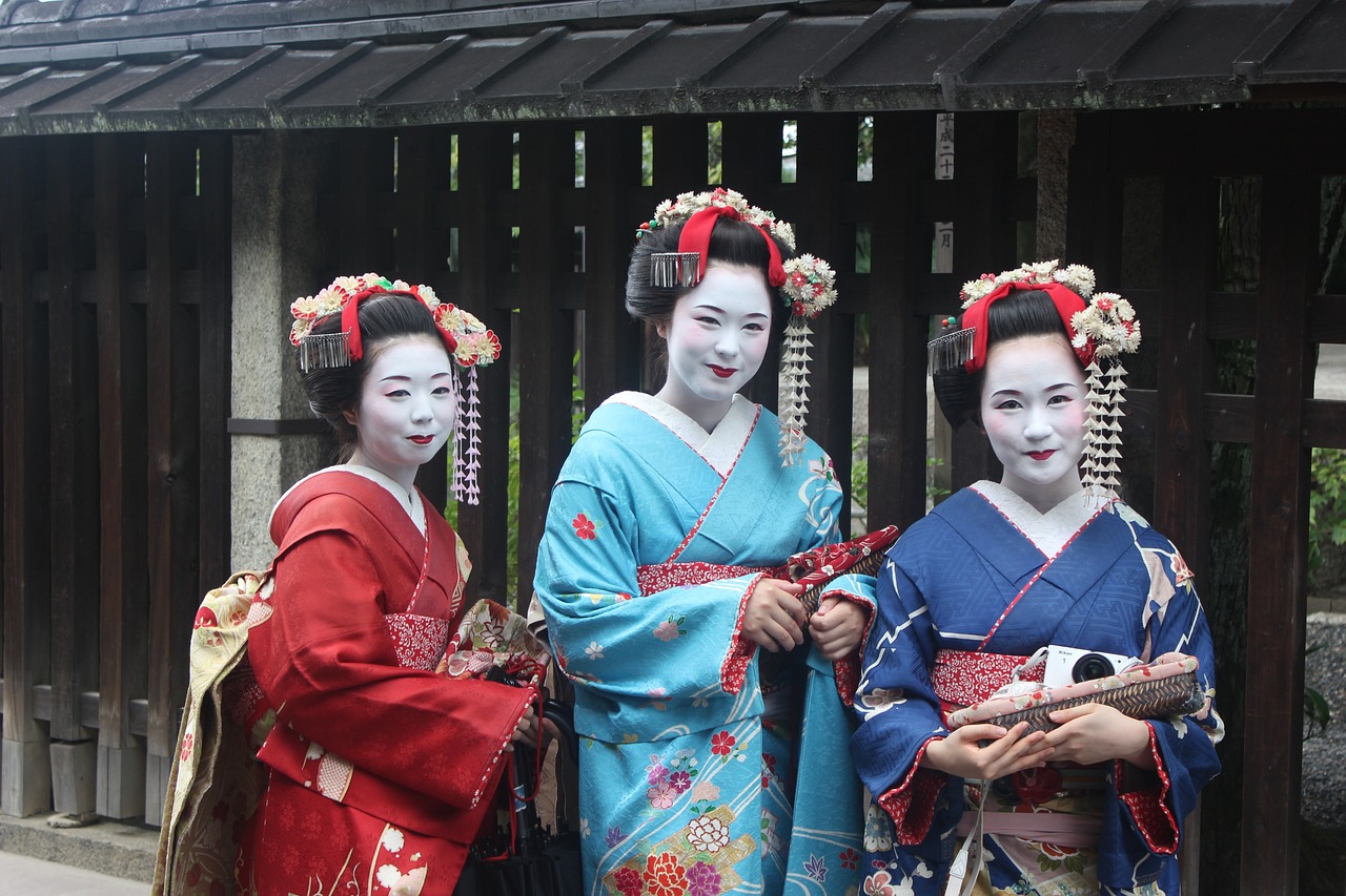 时空穿越之旅，女主的古代奇幻冒险